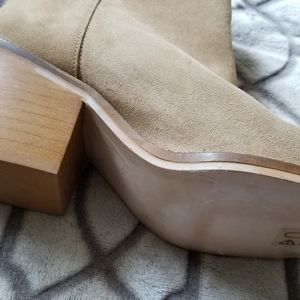 Zara suede cowboy style booties, never worn size 38 made in Spain